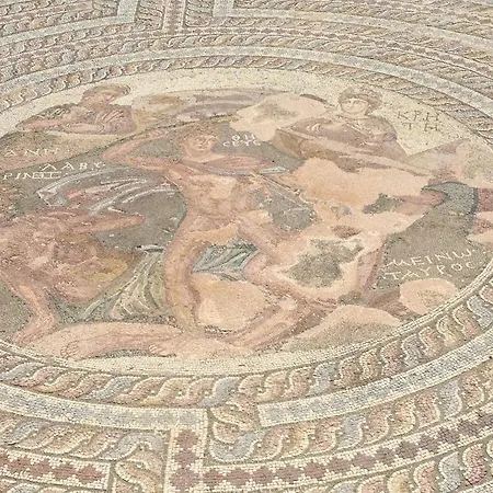 Paradise Gardens Iv דירה